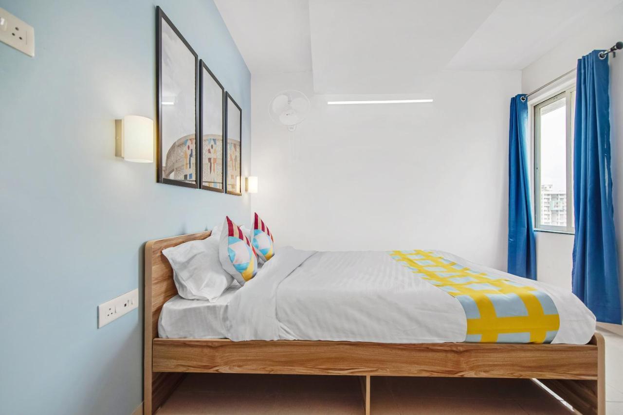 Oyo 79233 Hotel Hive Stays Kochi Eksteriør bilde